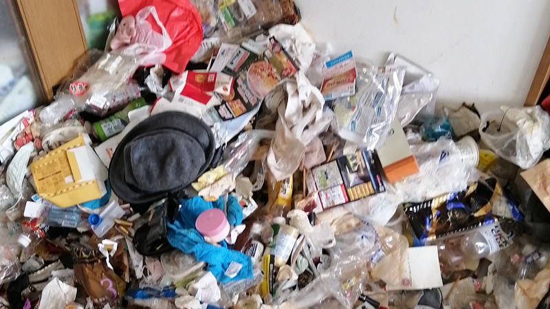 今治市ゴミ部屋２